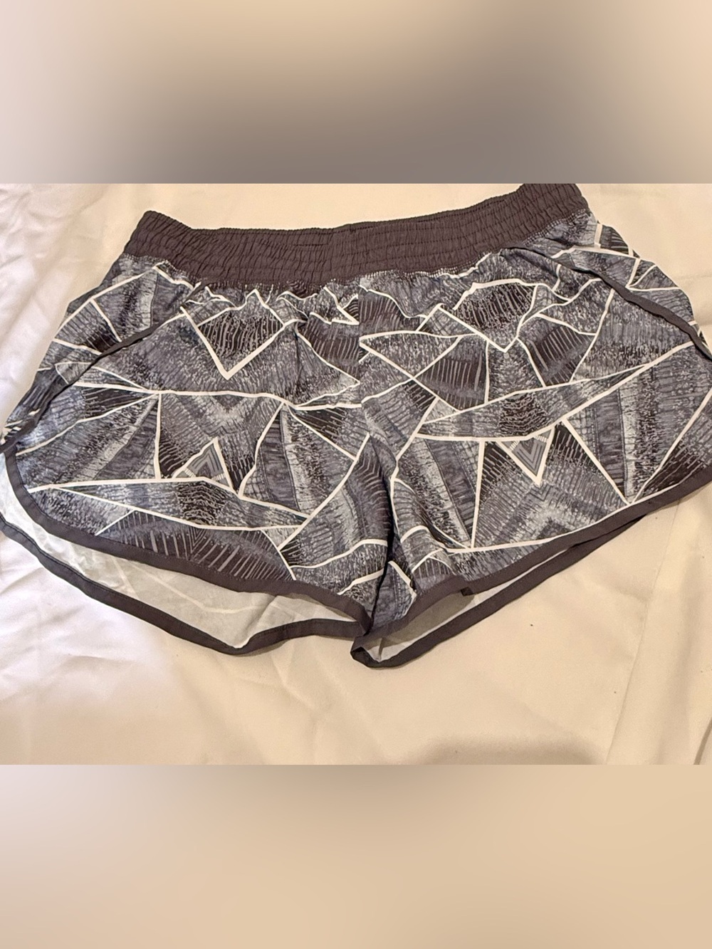 C9 by Champion Gray White Geometric Athletic Shorts
